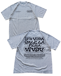 Limestone Mineral Washed "TU VIDA VALE LA PENA VIVIR" Heavy Weight T-Shirt