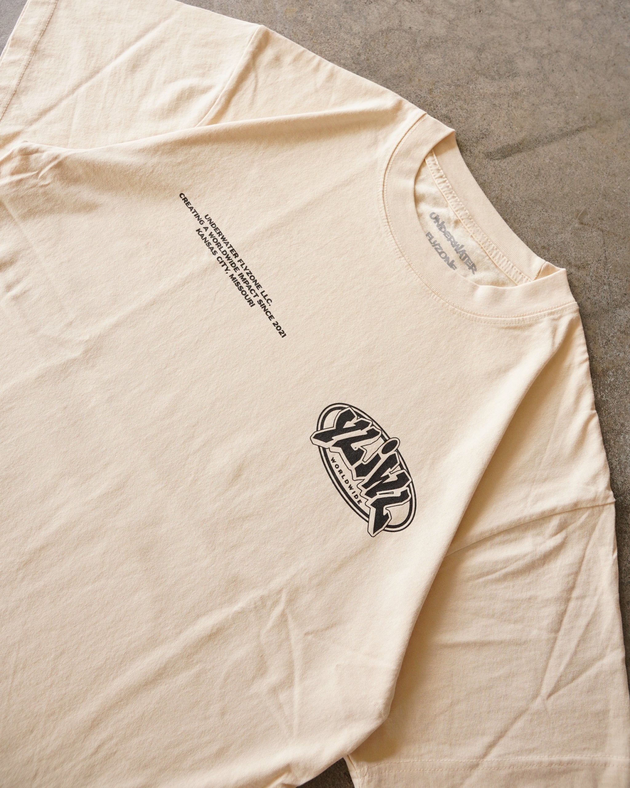 Cream + Black 