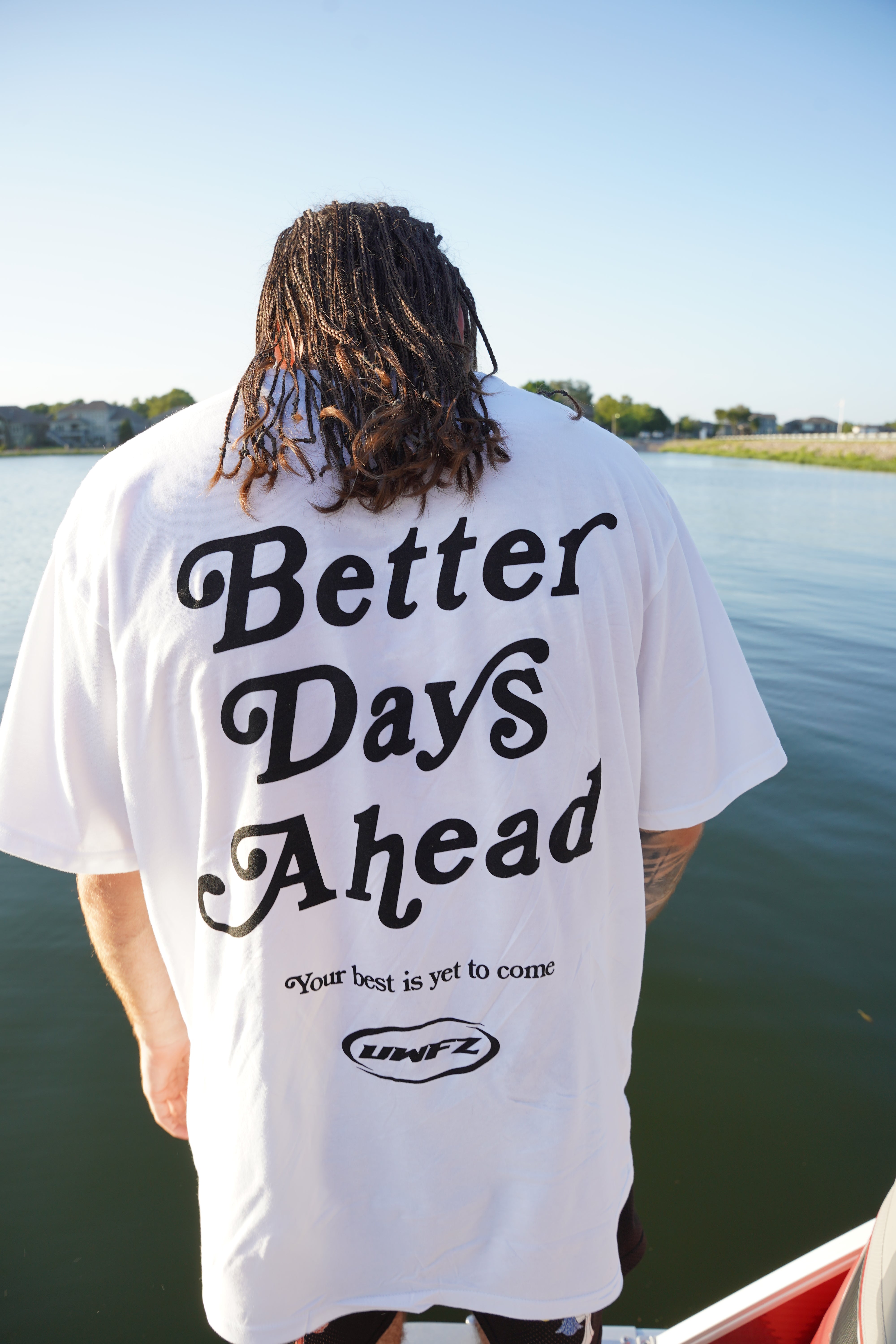 White + Black BETTER DAYS AHEAD Soft T-Shirt