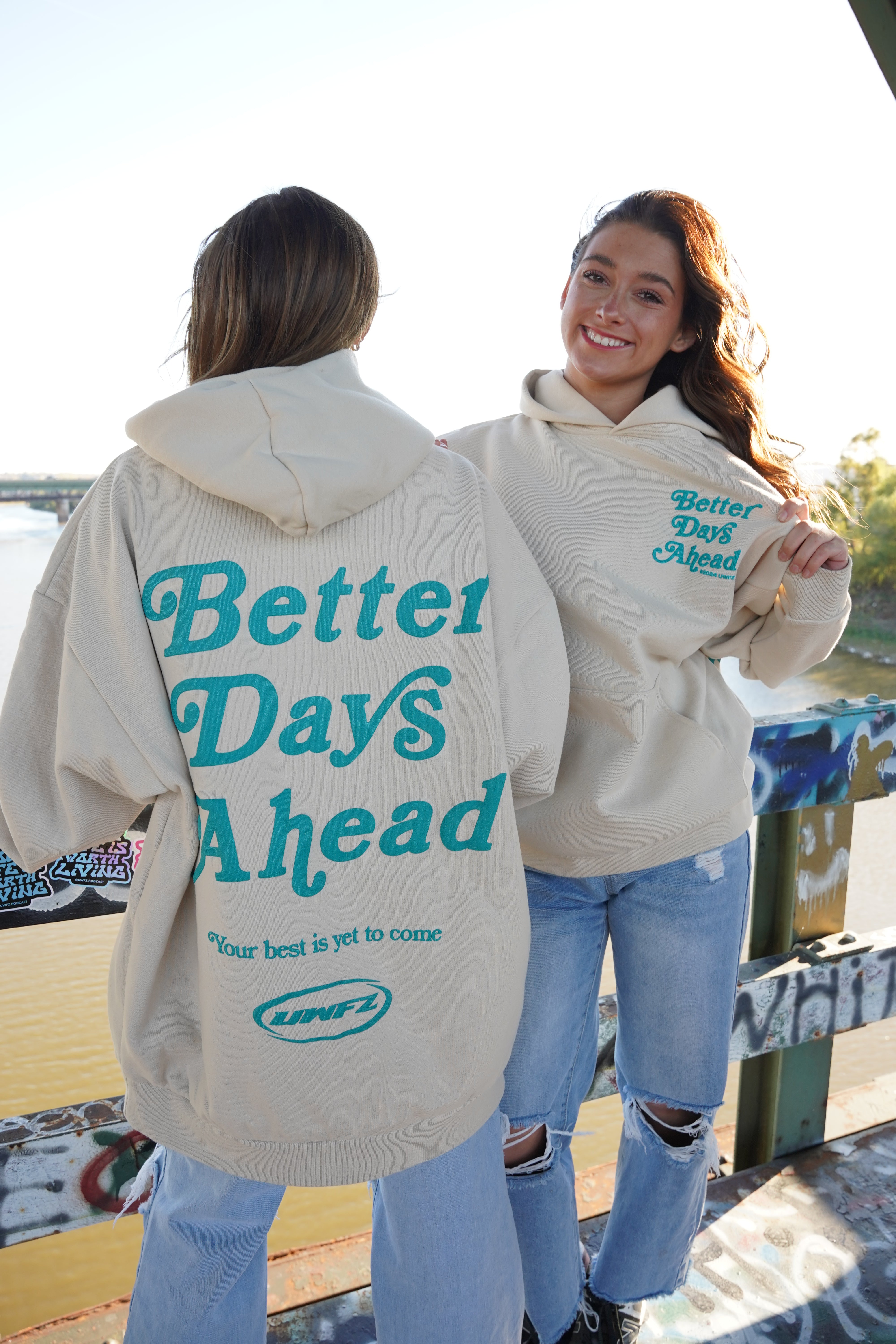 BETTER DAYS AHEAD PUFF PRINT HOODIE - White & Teal